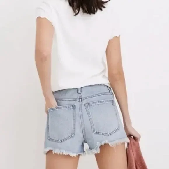NWT Madewell 25 XS Relaxed Denim Shorts Essen Wash Distressed Retro Summer Cute - Picture 2 of 11
